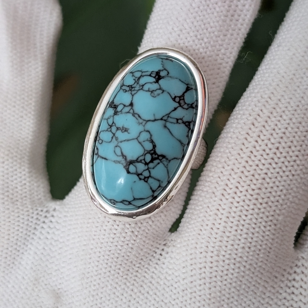 Avon Aqua Statement Ring | Turquoise Look | Size 6